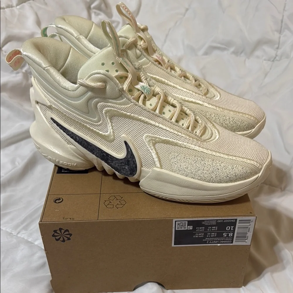 Nike Cosmic Unity 2 Men’s Size 8.5 Basketball - Picture 1 of 10